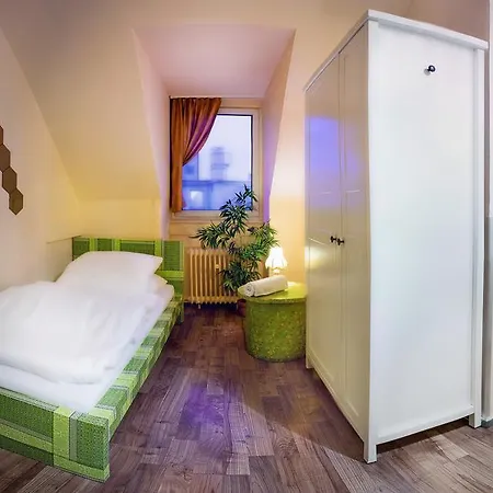 Frankfurt Hostal *